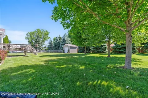 Exterior - 14849 Hardtke Dr, Lansing, MI 48906 photo 5 of 7