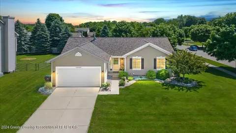 14849 Hardtke Dr, Lansing, MI 48906