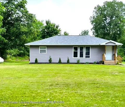 7190 Tyrrell Rd, Laingsburg, MI 48848