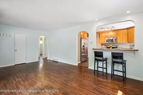 321 Ann St, Mason, MI 48854 photo 8