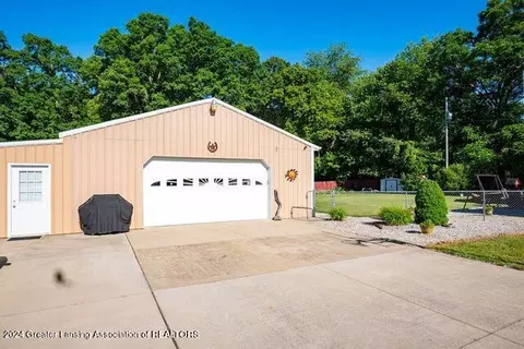 8722 Dunn Rd, Munith, MI 49259 photo 18