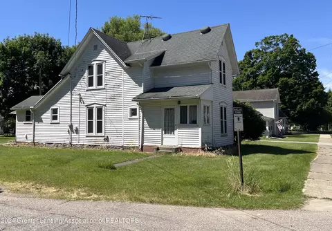 515 E Main St, Stockbridge, MI 49285