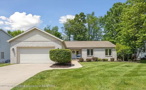 5431 Jo Pass, East Lansing, MI 48823