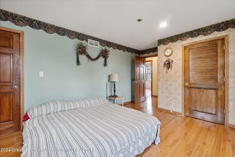 Bedroom - 12235 Ruppert Rd, Perry, MI 48872 photo 2 of 8