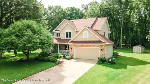 4855 Ohchi Ct, Holt, MI 48842