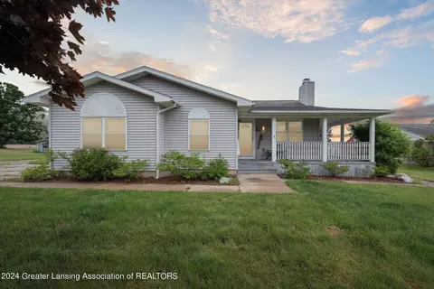 1500 N Cochran Rd, Charlotte, MI 48813