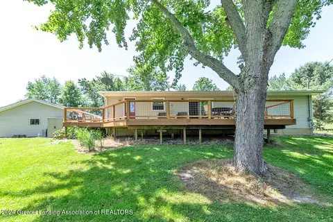 Exterior - 6833 E Howe Rd, Bath, MI 48808 photo 8 of 8