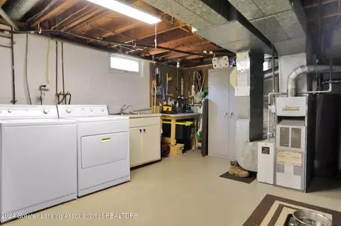 301 E Gibbs St, Saint Johns, MI 48879 photo 28