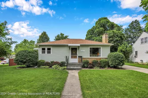 301 E Gibbs St, Saint Johns, MI 48879