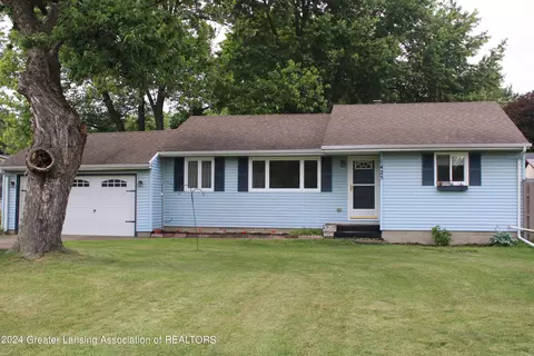 Exterior - 1425 Cloverleaf Rd, Lansing, MI 48906 photo 2 of 8