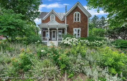 103 N Jefferson St, Mason, MI 48854