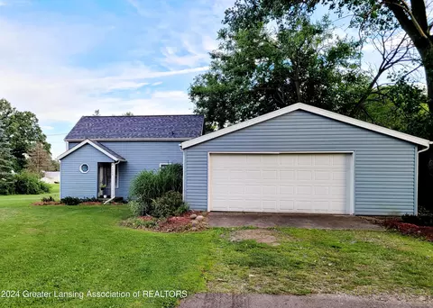 8924 Seney Dr, Dimondale, MI 48821
