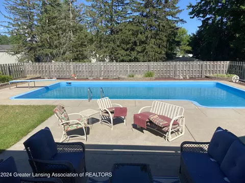 326 N Jeffery Ave, Ithaca, MI 48847 photo 3