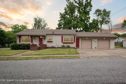 1401 Oak St, Lansing, MI 48906