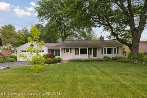 6016 Harkson Dr, East Lansing, MI 48823