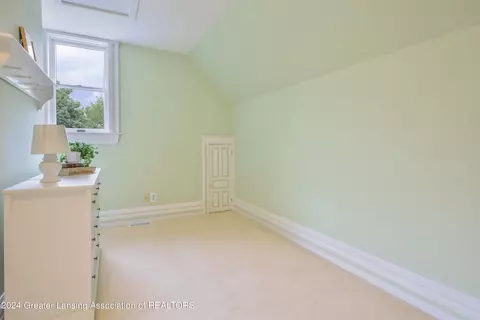 Bedroom - 13187 S Lowell Rd, Dewitt, MI 48820 photo 10 of 13