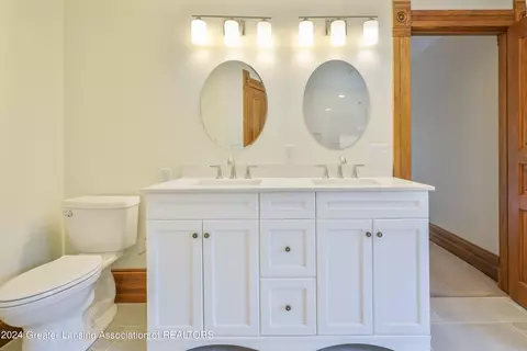 Bath - 13187 S Lowell Rd, Dewitt, MI 48820 photo 6 of 15