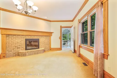 Living - 13187 S Lowell Rd, Dewitt, MI 48820 photo 6 of 11