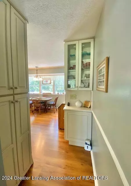 7646 Jon Scott Dr, Grand Ledge, MI 48837 photo 8