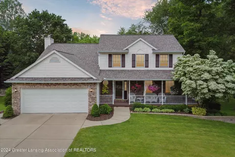 522 Looking Glass Glen Dr, Dewitt, MI 48820