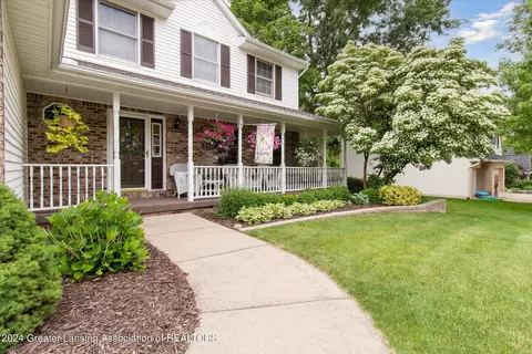 Exterior - 522 Looking Glass Glen Dr, Dewitt, MI 48820 photo 4 of 25