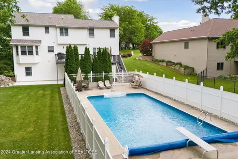 Exterior - 522 Looking Glass Glen Dr, Dewitt, MI 48820 photo 23 of 25
