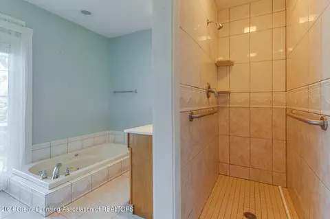 Bath - 8369 E Grenlund Rd, Bannister, MI 48807 photo 3 of 5