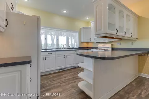 Kitchen - 8369 E Grenlund Rd, Bannister, MI 48807 photo 3 of 6
