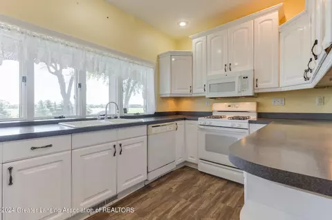 Kitchen - 8369 E Grenlund Rd, Bannister, MI 48807 photo 2 of 6