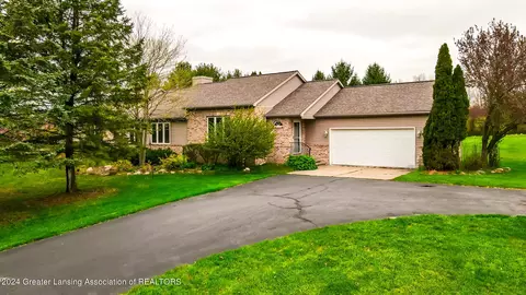 2804 Lamb Rd, Mason, MI 48854