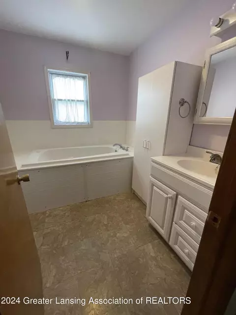 Undisclosed, Ithaca, MI 48847 photo 5
