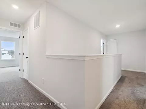 Entry Way - 621 Launch Point Dr, Perry, MI 48872 photo 5 of 5