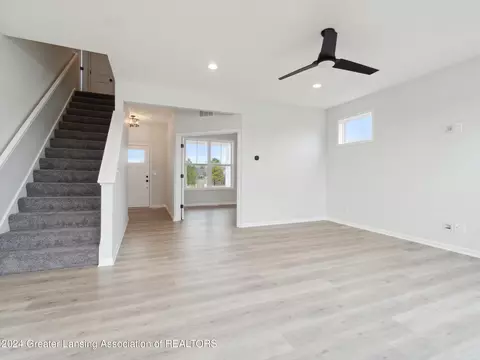 Living - 621 Launch Point Dr, Perry, MI 48872 photo 3 of 7