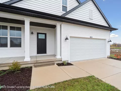 Exterior - 621 Launch Point Dr, Perry, MI 48872 photo 4 of 9