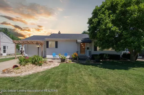 3424 W Willow St, Lansing, MI 48917