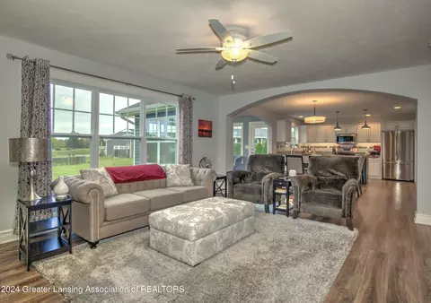 Living - 4200 Presidents Way, Dewitt, MI 48820 photo 3 of 4