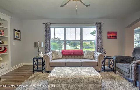 Living - 4200 Presidents Way, Dewitt, MI 48820 photo 2 of 4