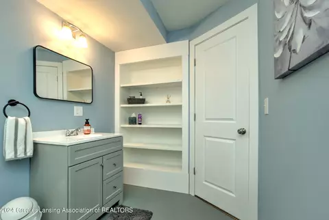 Bath - 4200 Presidents Way, Dewitt, MI 48820 photo 7 of 8