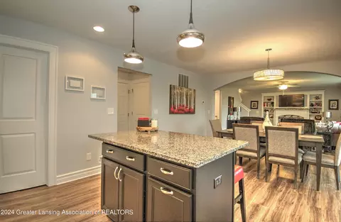 Kitchen - 4200 Presidents Way, Dewitt, MI 48820 photo 5 of 6