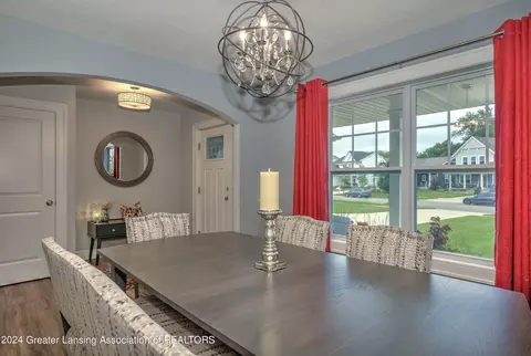 Dining - 4200 Presidents Way, Dewitt, MI 48820 photo 3 of 5