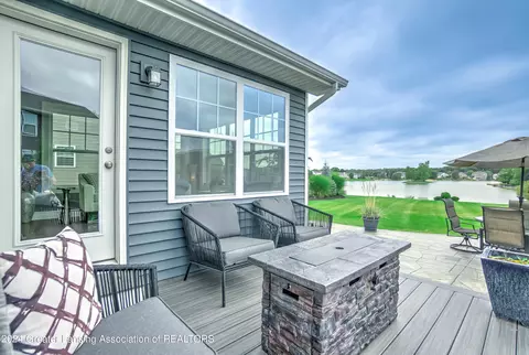 Exterior - 4200 Presidents Way, Dewitt, MI 48820 photo 13 of 15