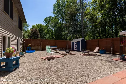 7088 White Pine Dr, Perry, MI 48872 photo 43