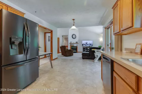 7088 White Pine Dr, Perry, MI 48872 photo 15