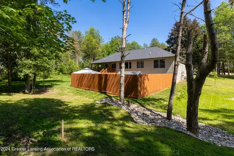 7088 White Pine Dr, Perry, MI 48872 photo 38