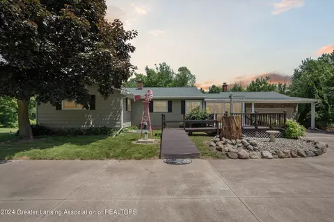 3380 Willoughby Rd, Holt, MI 48842