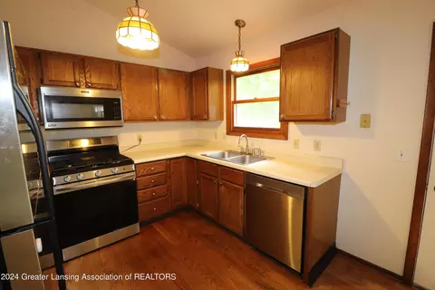 Kitchen - 2404 Pine Tree Rd, Holt, MI 48842 photo 1 of 2