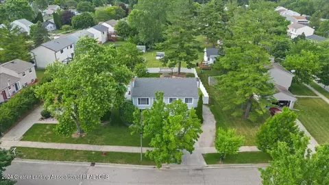 View/Area - 215 E Claremore Dr, Lansing, MI 48911 photo 5 of 8