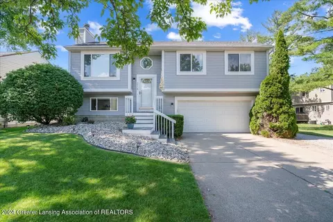 Exterior - 215 E Claremore Dr, Lansing, MI 48911 photo 4 of 5