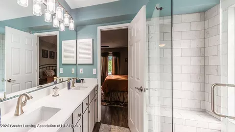 Bath - 7783 Forestview Dr, Haslett, MI 48840 photo 2 of 4