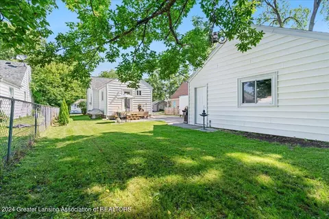 Exterior - 700 E Willard Ave, Lansing, MI 48910 photo 7 of 7